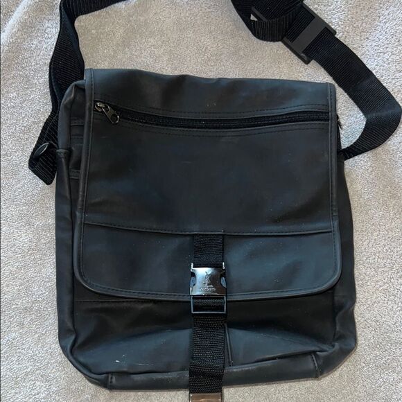 Black YSL Messenger Bag - Picture 1 of 11